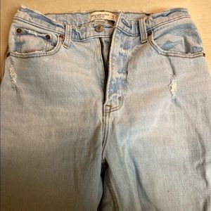 Abercrombie & Fitch 90s Straight Ultra High Rise